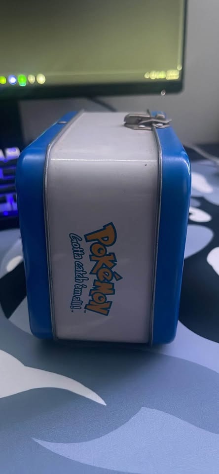 Pokemon 1998 "Gotta Catch 'Em All!" Collector's Tin - photo 2