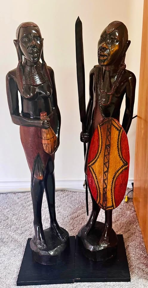 Hand-carved African Masai Figurative Sculptures (Decorative Art)