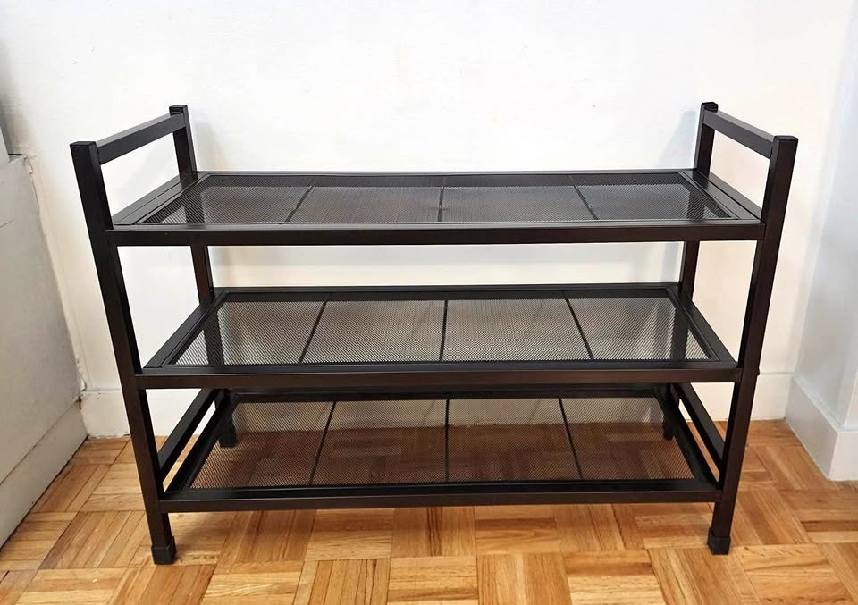 Metal Shoe Rack (Fits 12 Pairs)
