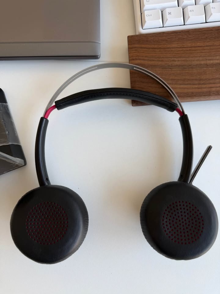 Plantronics Headset - photo 2