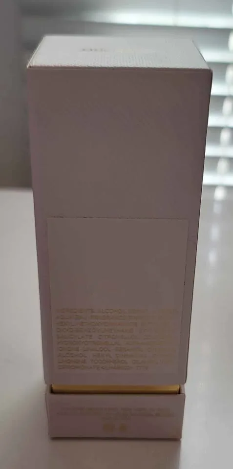 NEW Tom Ford White Suede Perfume image indicator(3)