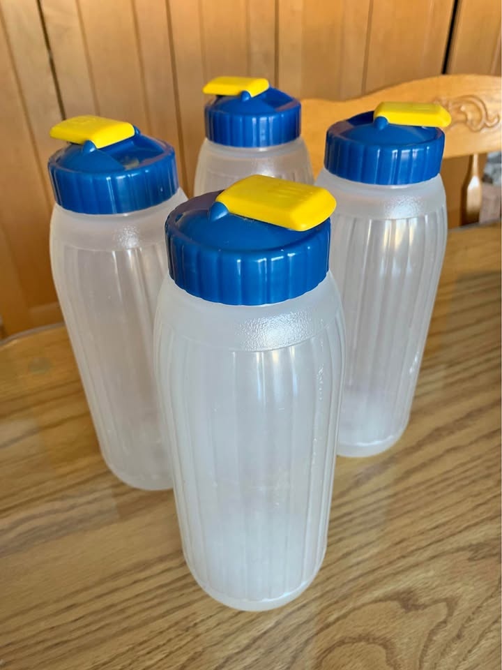 Rubbermaid Water Bottles - 1L (Set of 4)