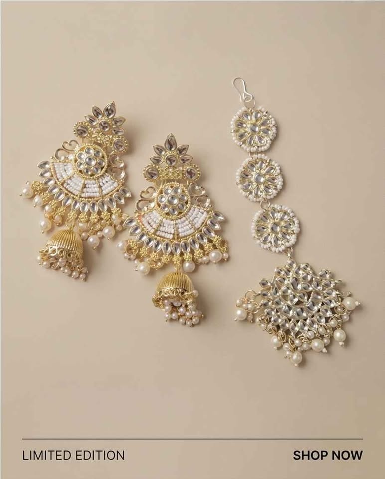 Gold Tone Kundan Jhumka Earrings & Maang Tikka Set - photo 2