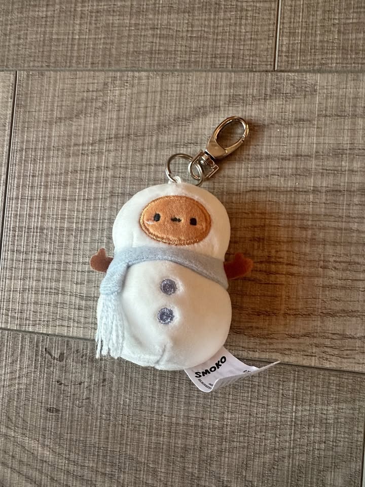 Smoko Winter Wonderland Plush Keychain