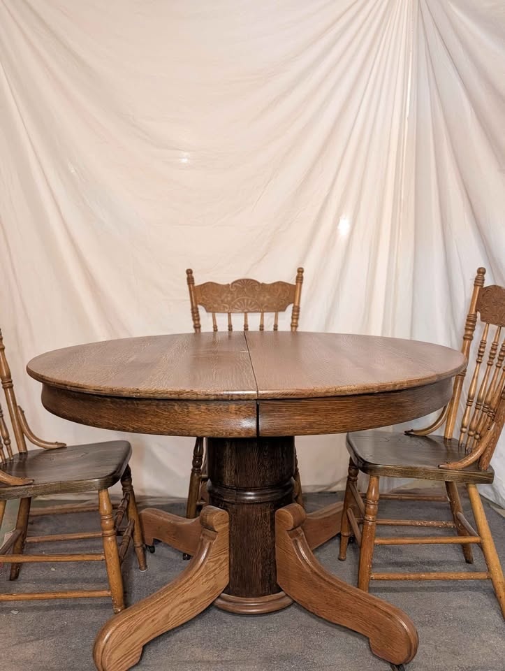 Antique Solid Oak Pedestal Dining Set – 3 Chairs – Restored - photo 5