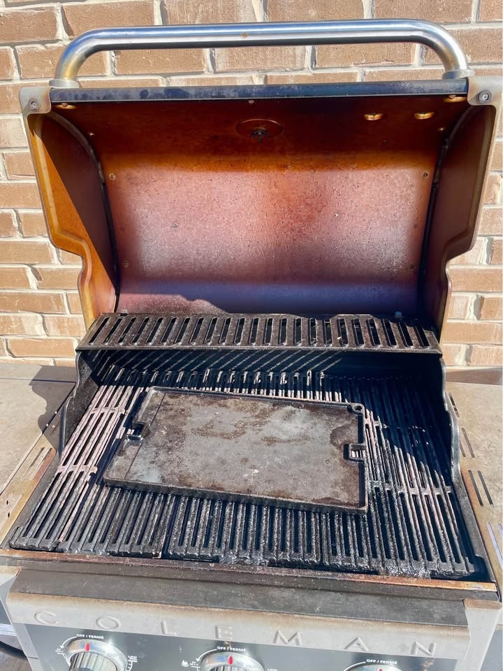 🔥 Coleman BBQ Grill – Great Condition – $200 (Must Go!) 🔥 - photo 5