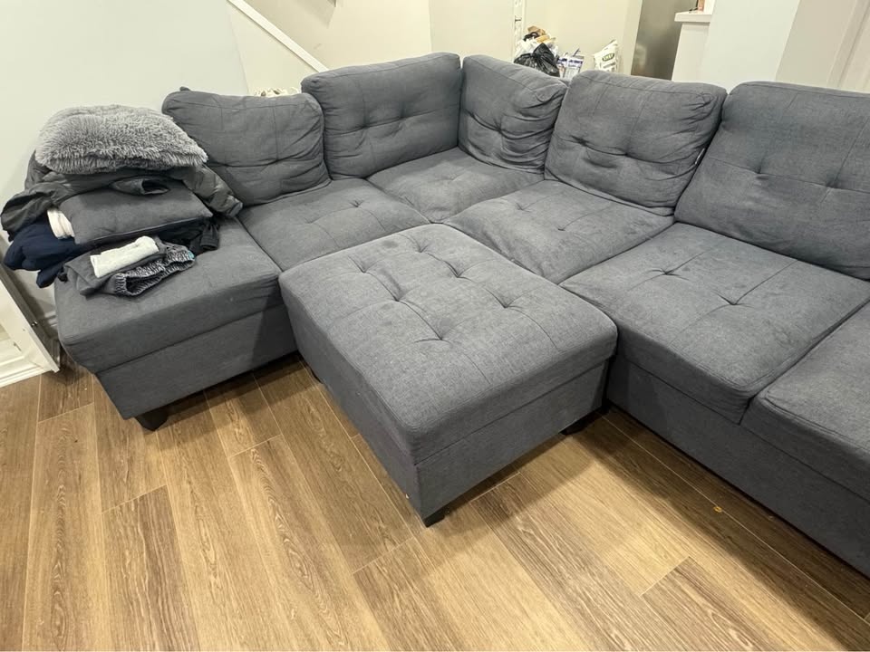 Grey Sectional Sofa – Comfortable & Spacious – $180 - photo 3