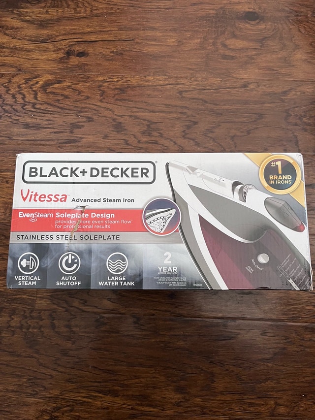 Black+Decker Steam Iron - photo 2