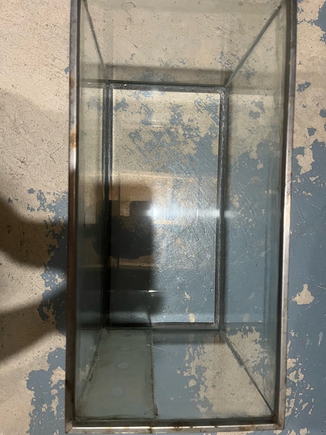 Used Glass Aquarium Tank for Small Reptiles - photo 2