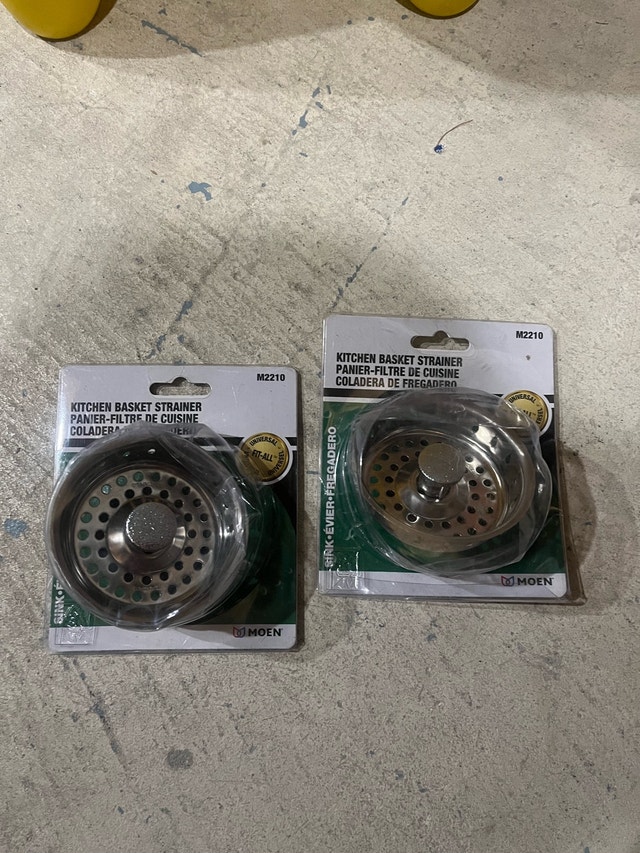 Moen M2210 Kitchen Basket Strainers - 2 New