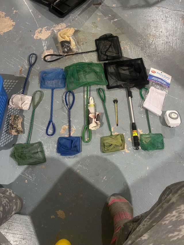 $2 Fish Tank Items