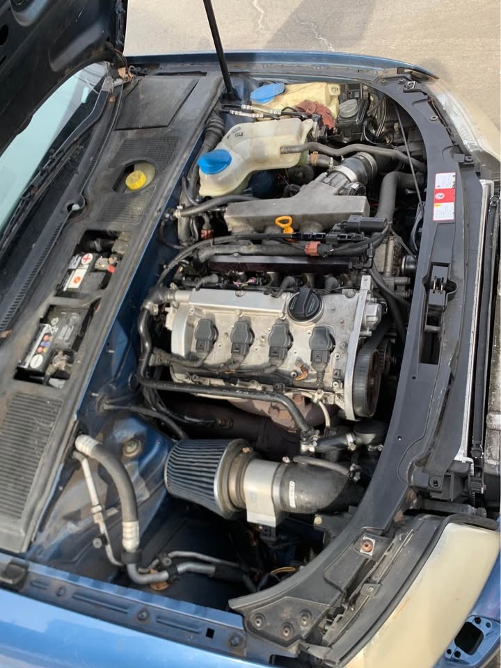 2002 Audi A4 1.8T Quattro Sedan 4D - photo 2