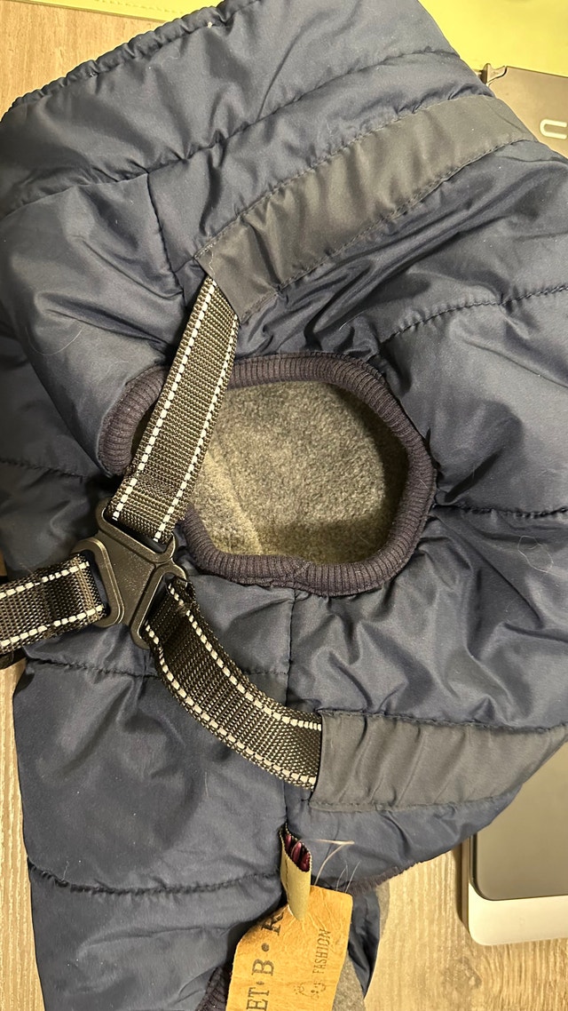 Vpet br 4XL Dog Coat - New with Tag - photo 3