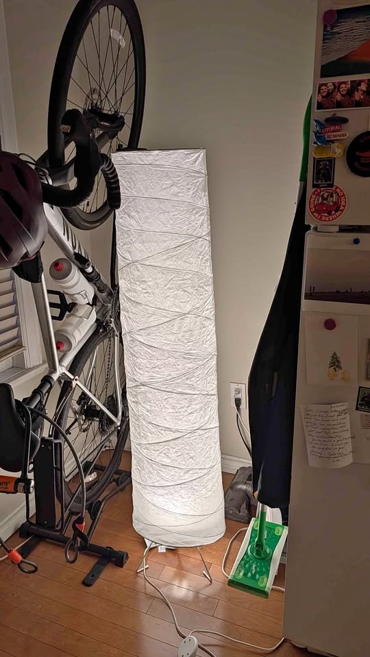 IKEA Vickleby Floor Lamp White White discontinued