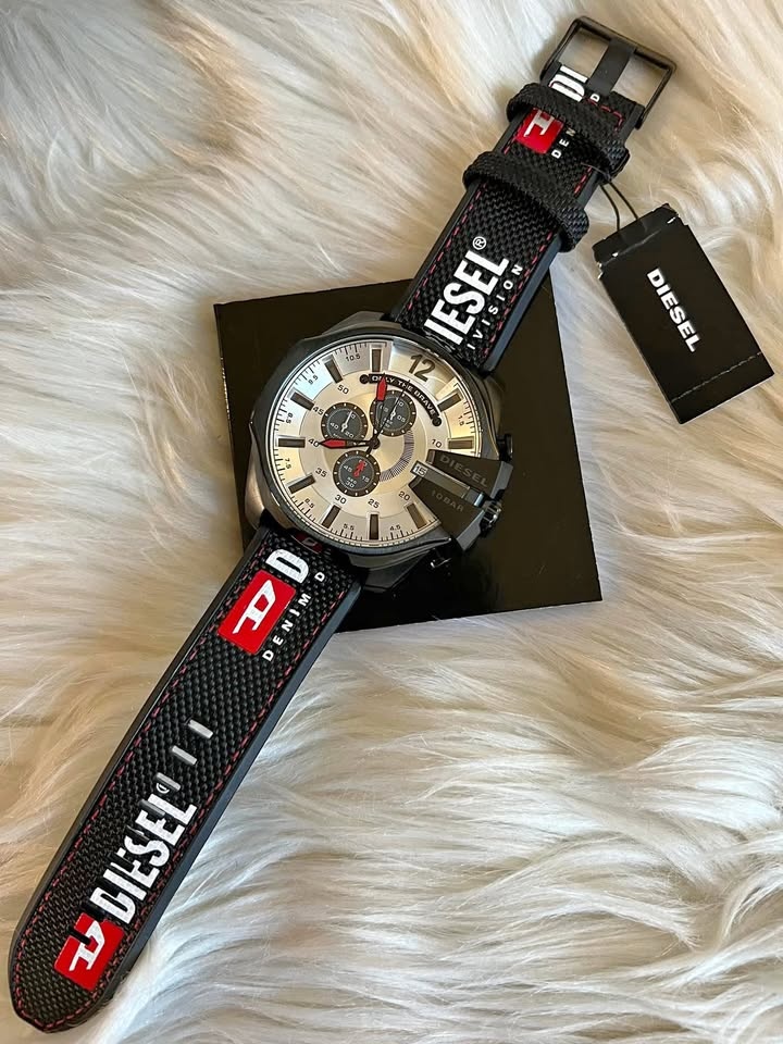Diesel Mega Chief Black Nylon Watch (DZ4512) NEW