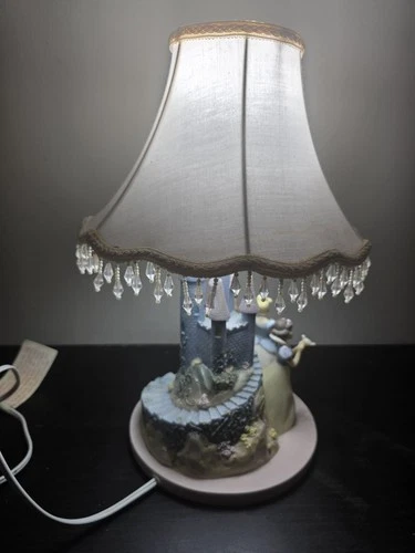 Disney Princess Table Lamp - Hampton Bay - Cinderella Aurora Sno - photo 3