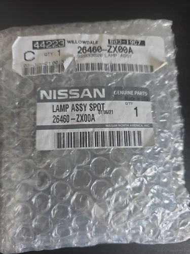 Genuine Nissan 26460-ZX00A Spot Lamp Assembly OEM New 2014 Pathf
