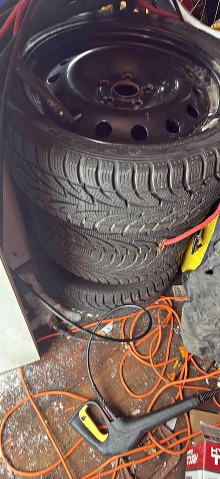 Winter Tires w Rims
