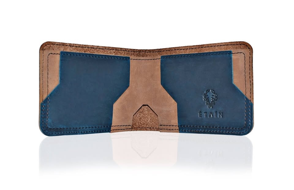 Étain wallet.