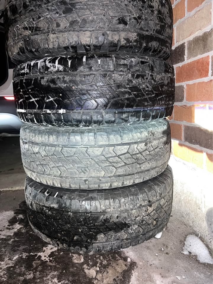 255/65 R17 ALL TERRAIN TIRES - Set of 4 - photo 3