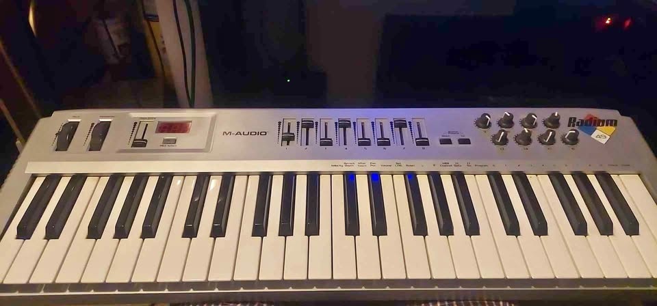 M-Audio Radium 49 Keyboard