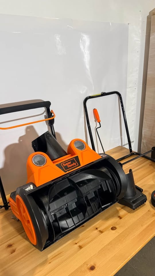 Electric Snow Blower 18 Inch – 120V Corded Snow Thrower - photo 2