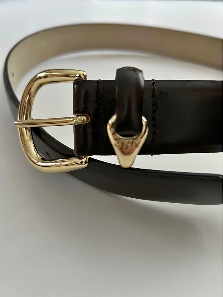 Ladies Jones New York Leather Belt 34" P/U Warden & Hwy 7 Markha