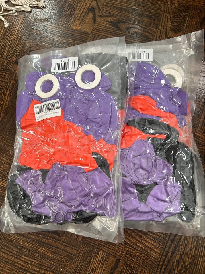Purple black and orange balloons - photo 2