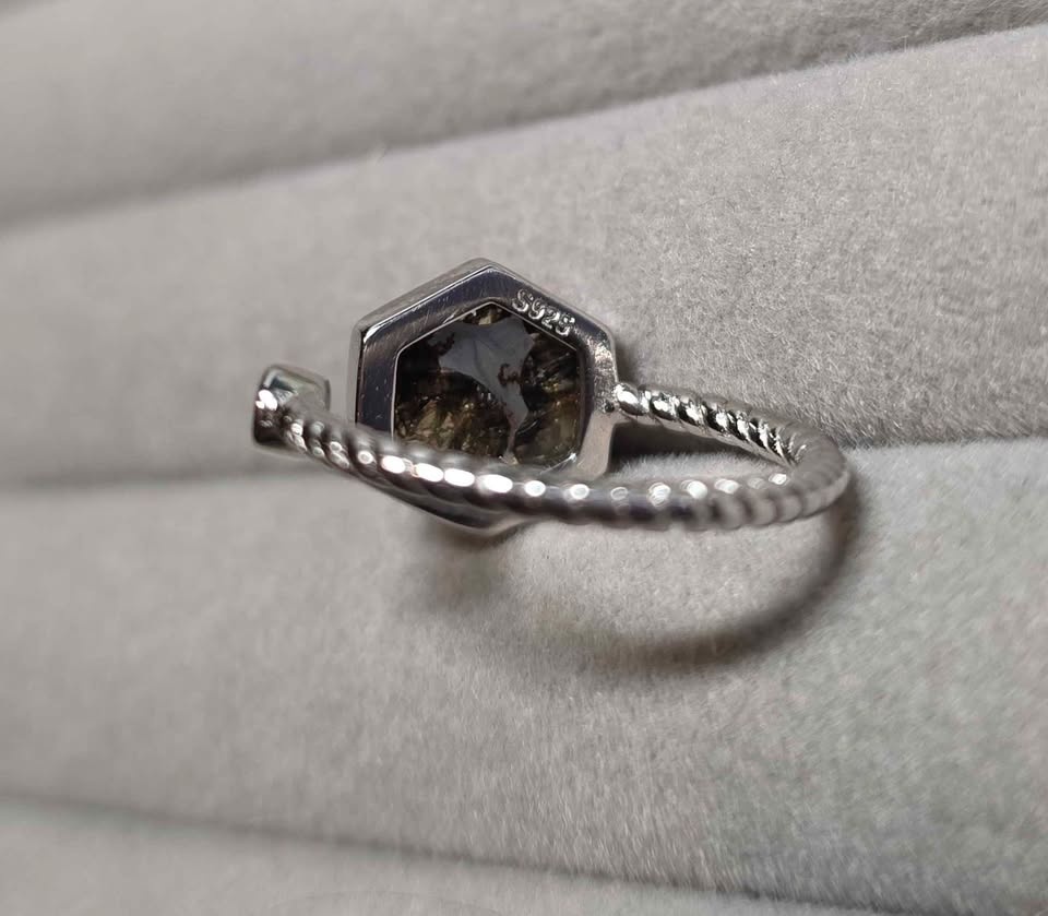 RARE Pallasite Meteorite Sterling Silver Ring - photo 3