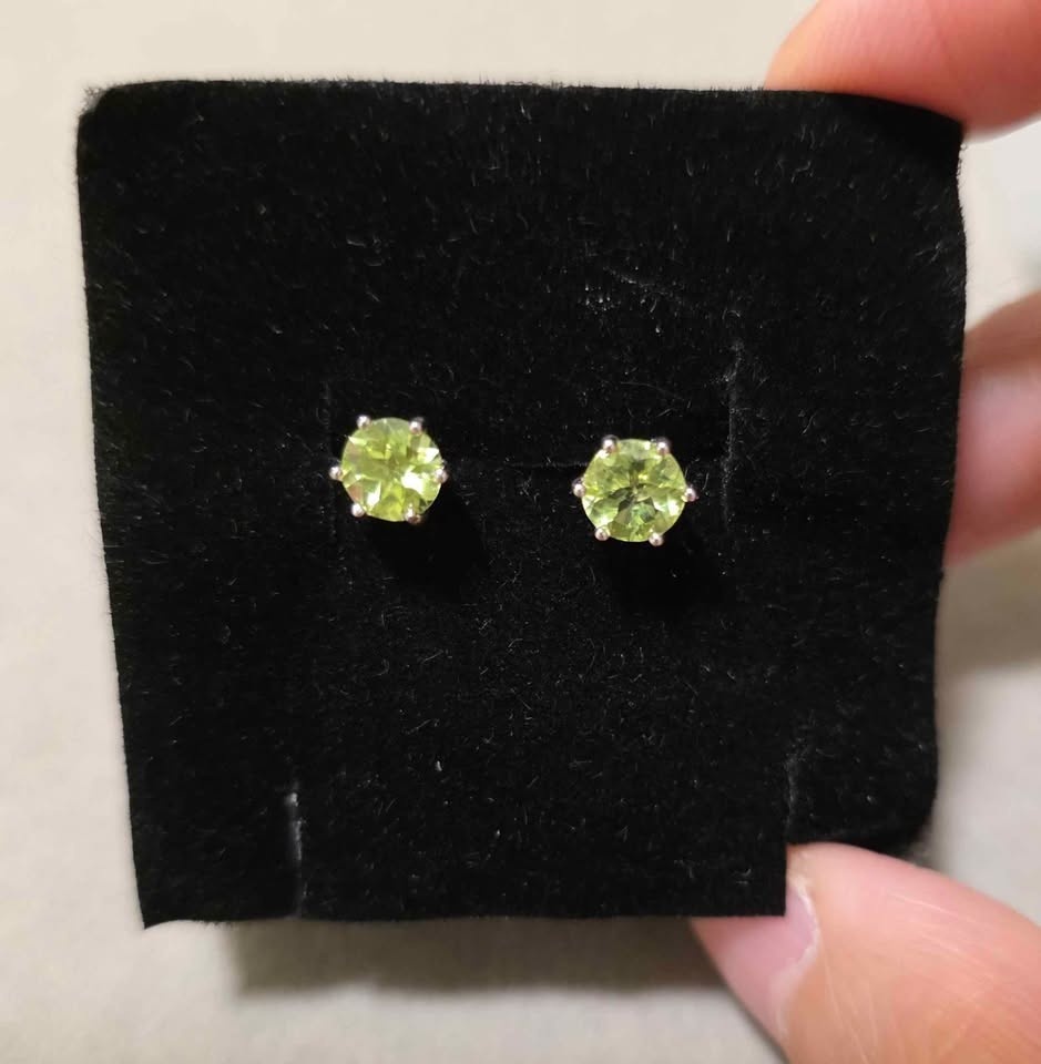 Natural Olivine Sterling Silver Stud Earrings - photo 2