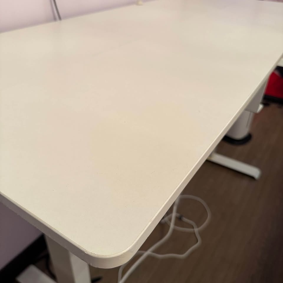 Standing Desk Large White Electric - Moving Sale - photo 4