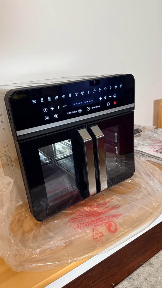 Brand New 24QT Air Fryer Toaster Oven Combo – French Door - photo 3