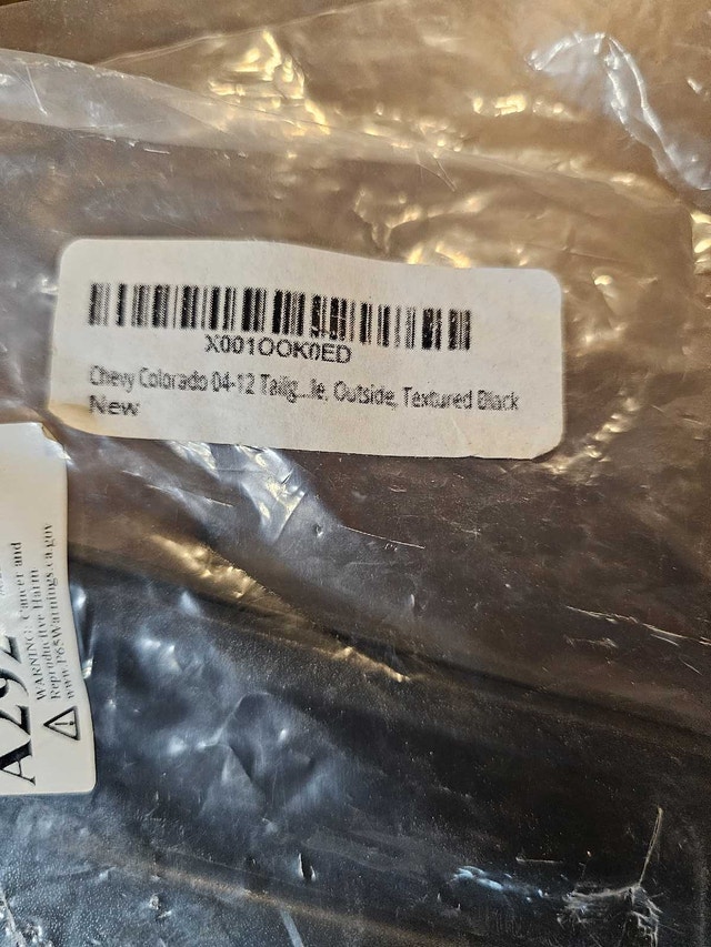 04-12 Chevrolet Colorado Tailgate Handle