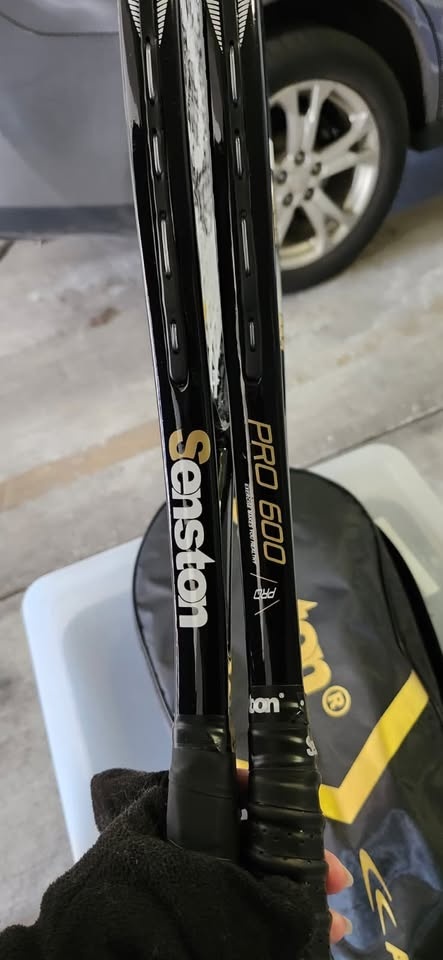 27 inch Tennis Racquets - 2 Player Set - photo 3