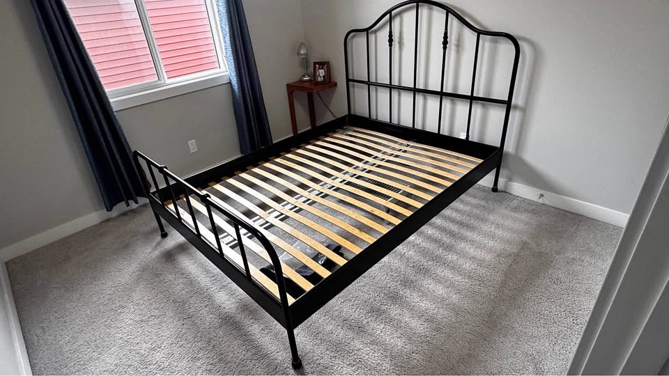 QUEEN BED METAL FRAME