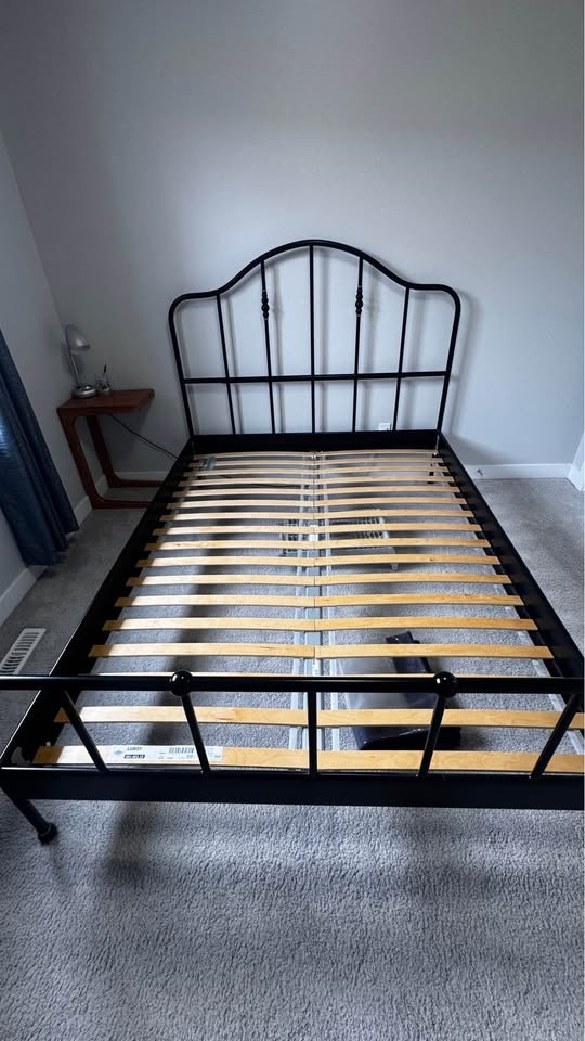 QUEEN BED METAL FRAME - photo 2