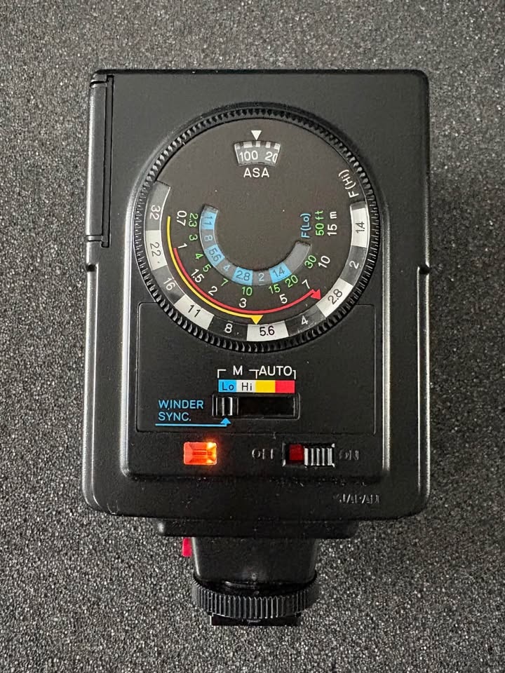 Minolta Auto 200X Flash Made in Japan - photo 2