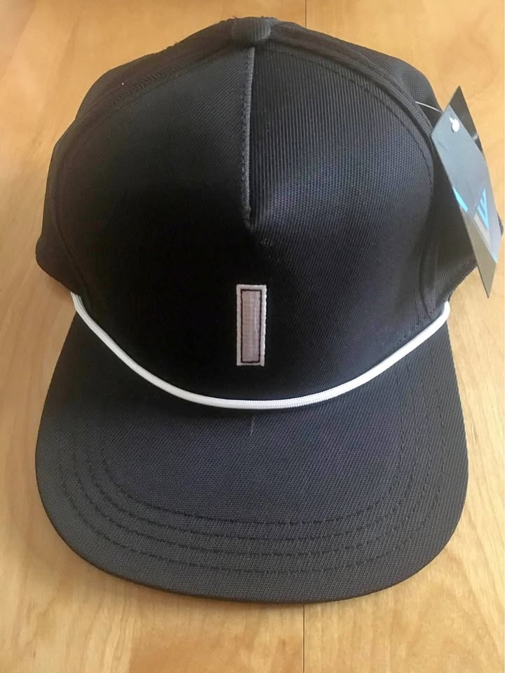 Brand New Men's Levelwear Black Golf Cap
