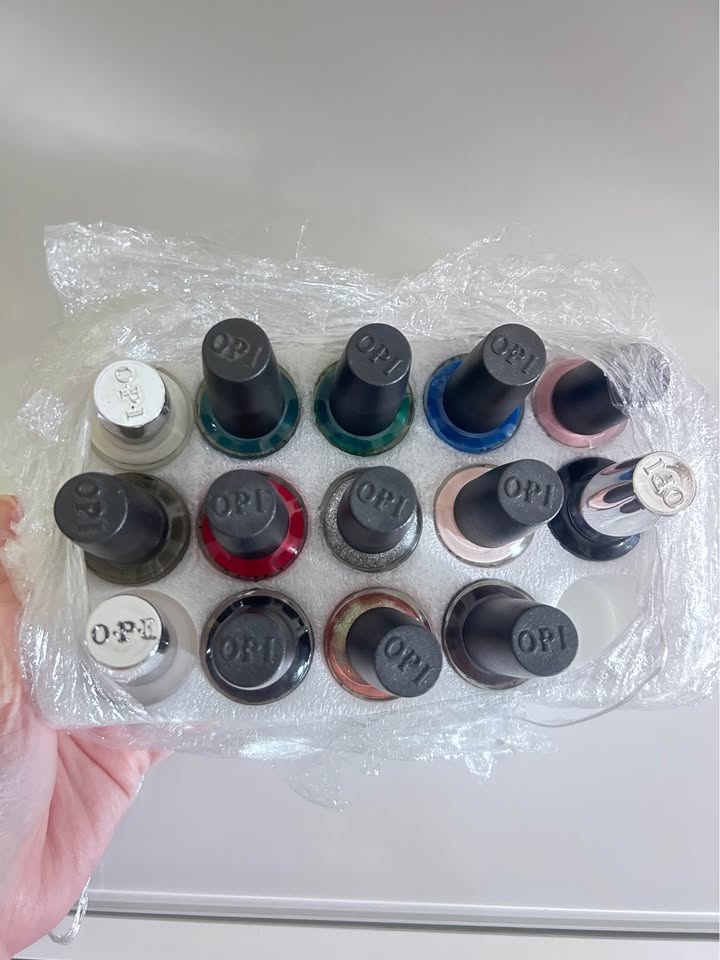 BRAND NEW Regular Nail Polish package - photo 3