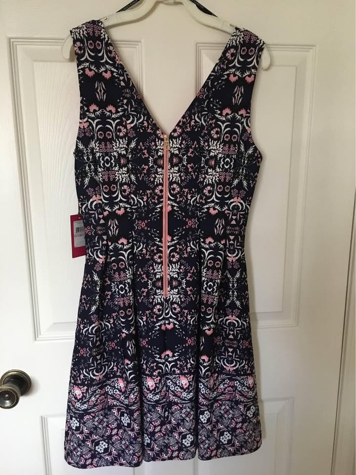 Vince Camuto Sleeveless Floral Dress - Size 6 - New w/ Tag - photo 2