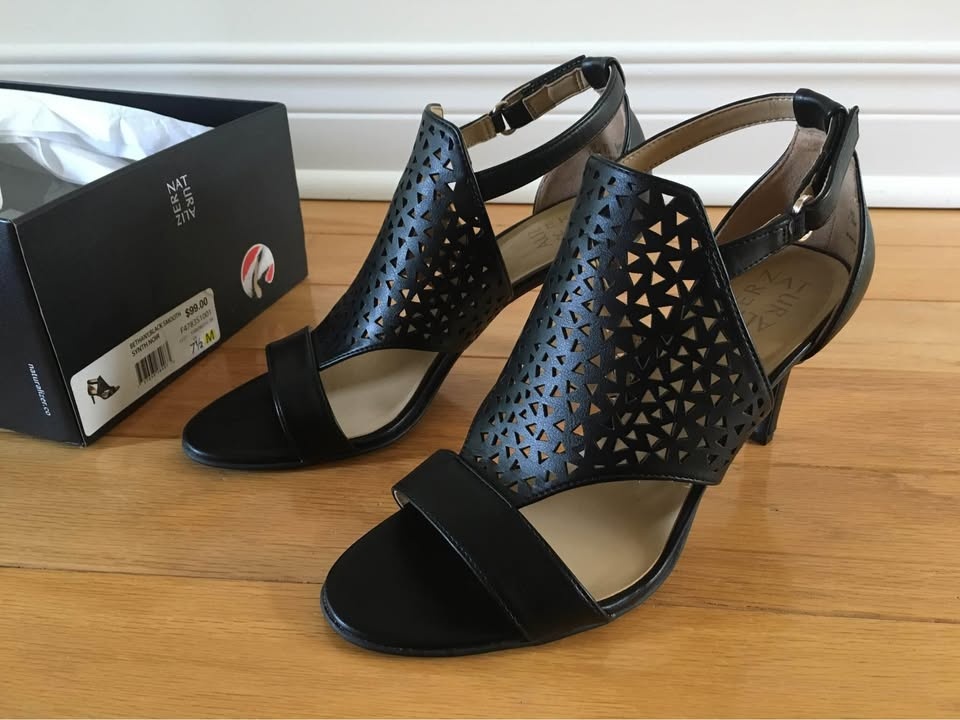 Brand New Black Sandals Size 7.5-8 - P/U Warden & Hwy 7 Markham - photo 2