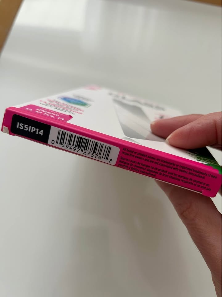 iSHIELDZ Privacy❤️Glass Screen Protector for iPhone 13/13 Pro/14 - photo 3