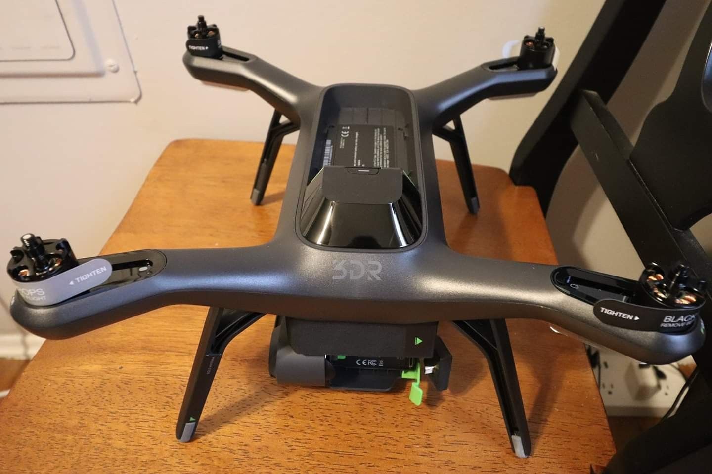 Never used! 3DR Solo Quadcopter with tons of extras! - photo 3