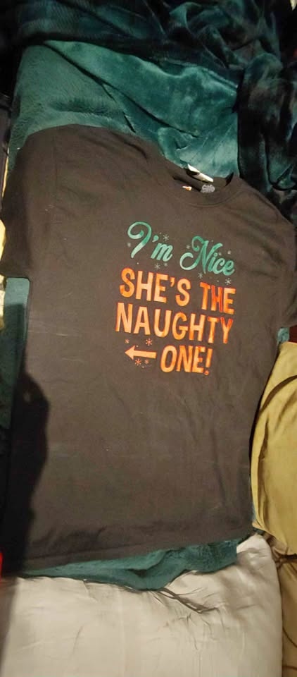 🧡Christmas T-Shirt - "I'm Nice, She's Naughty" - Medium