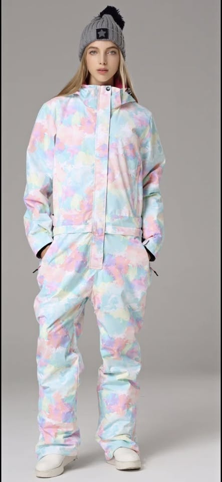 BRAND NEW 1 piece women’s snowsuit
