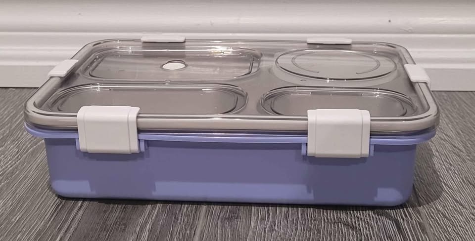 Bento box with cutlery