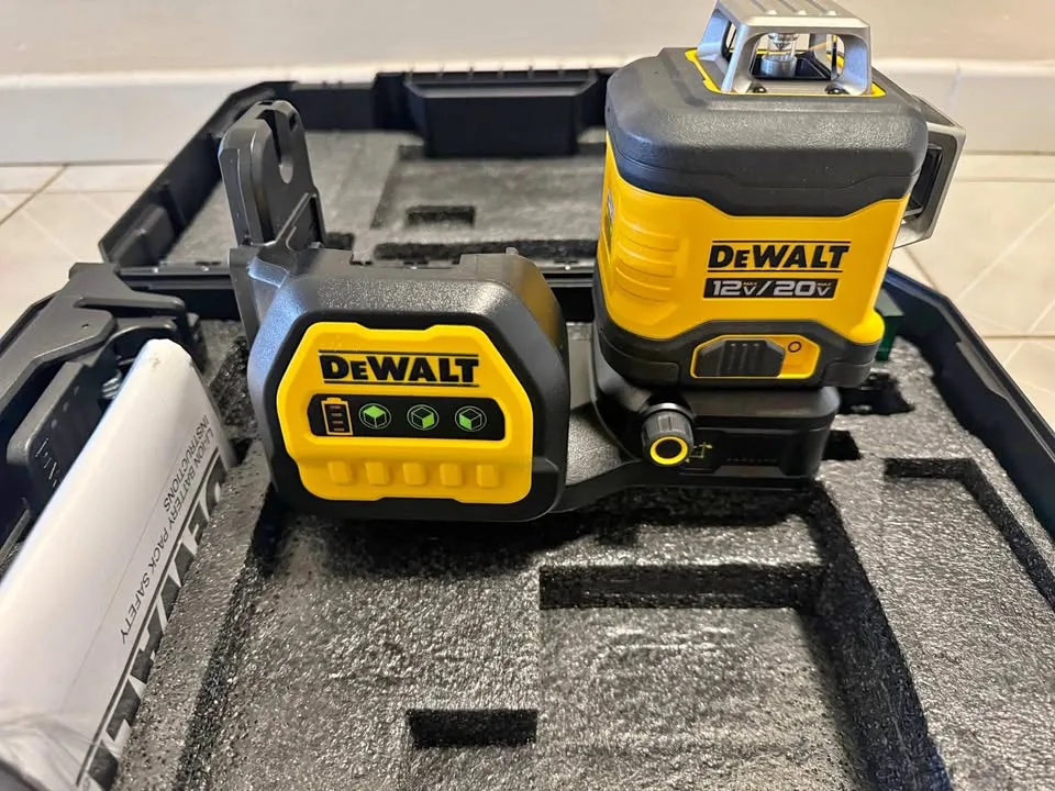 DEWALT 20V MAX Laser 3 Beam Green (DCLE34030G) thumbnail