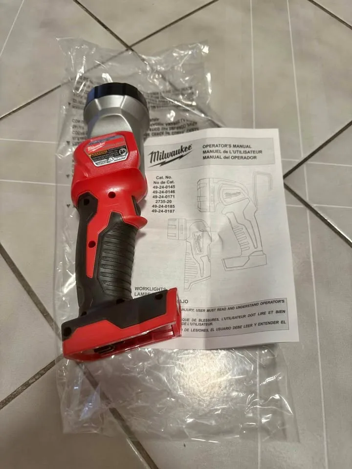 Milwaukee Work Light 2735-20 (NeW) thumbnail