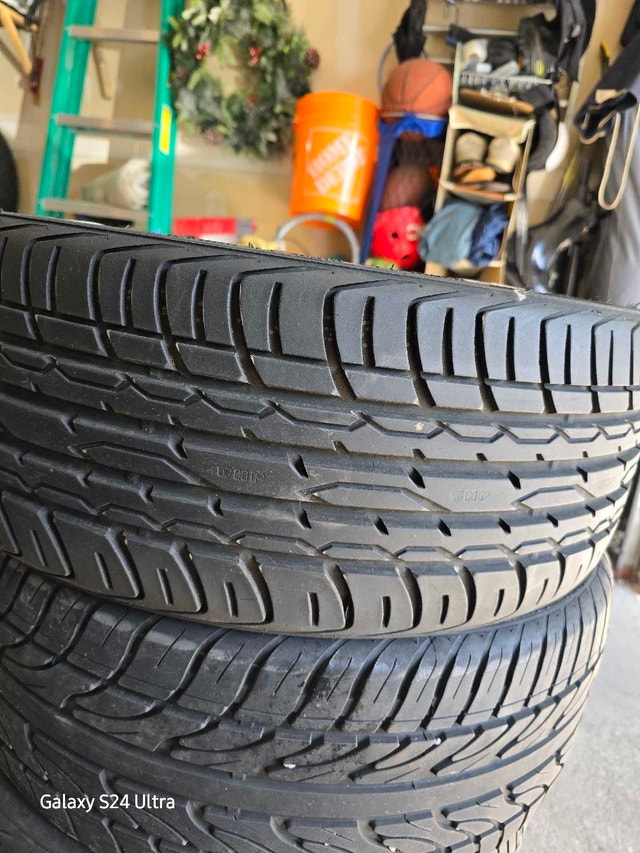 Chrome Cozmo Wheels & Zenna 245/35ZR20 UHP Tires - photo 2