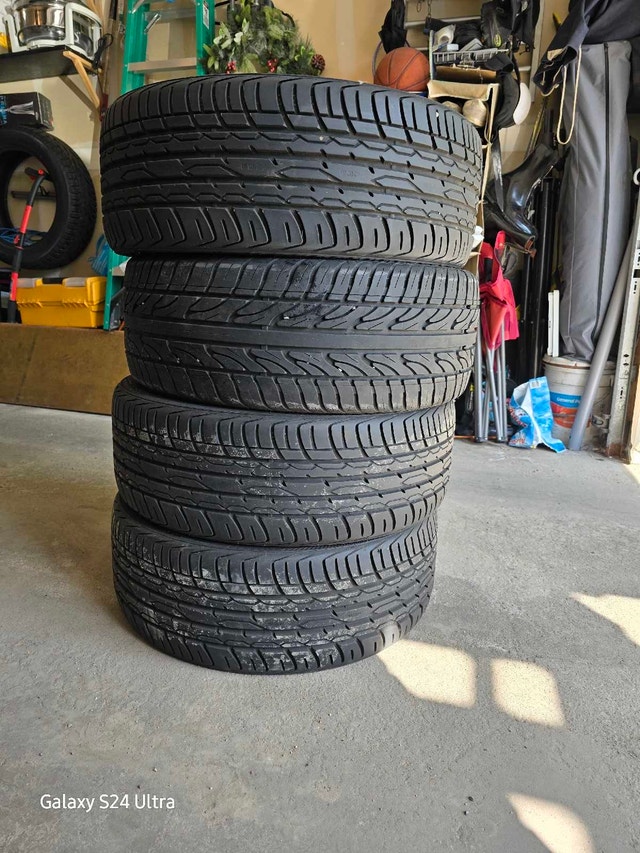 Chrome Cozmo Wheels & Zenna 245/35ZR20 UHP Tires - photo 3